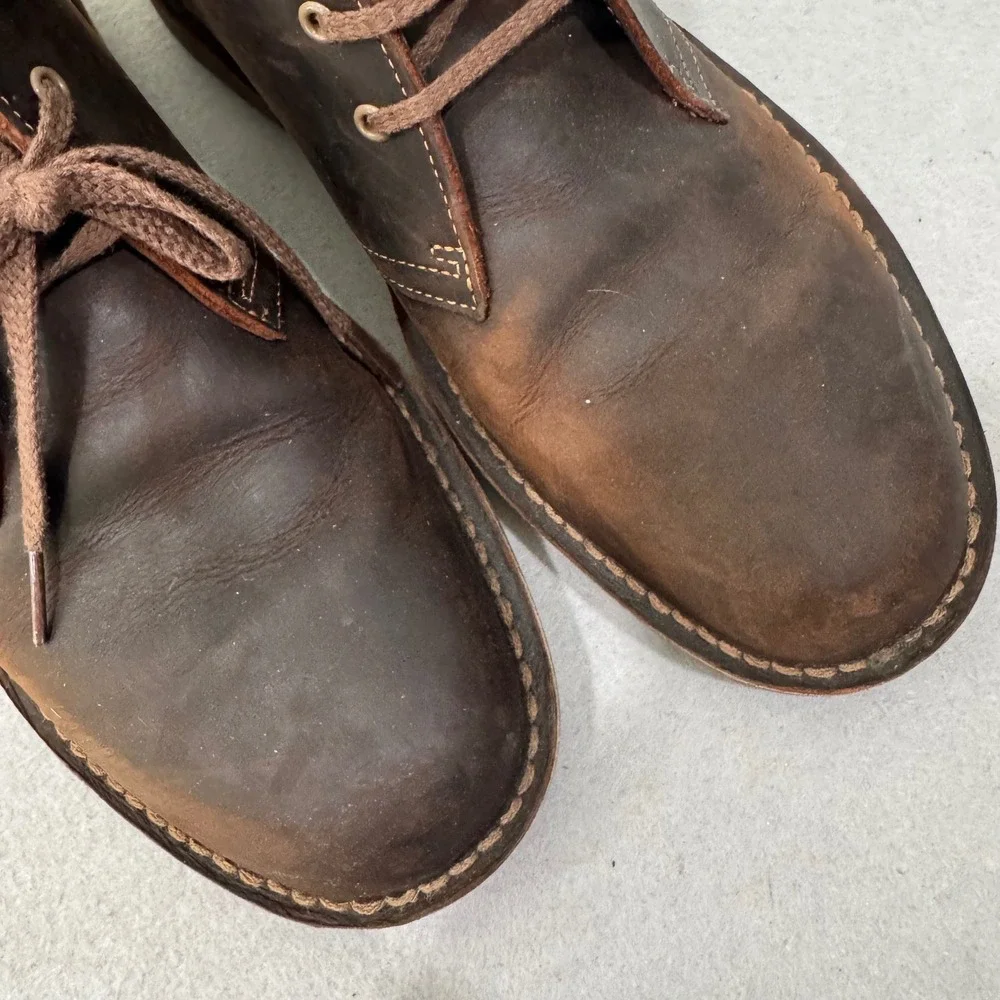 Clarks Desert Boots Mens Size 9 Dark Brown Beeswax Leather Chukka Lace Up Casual